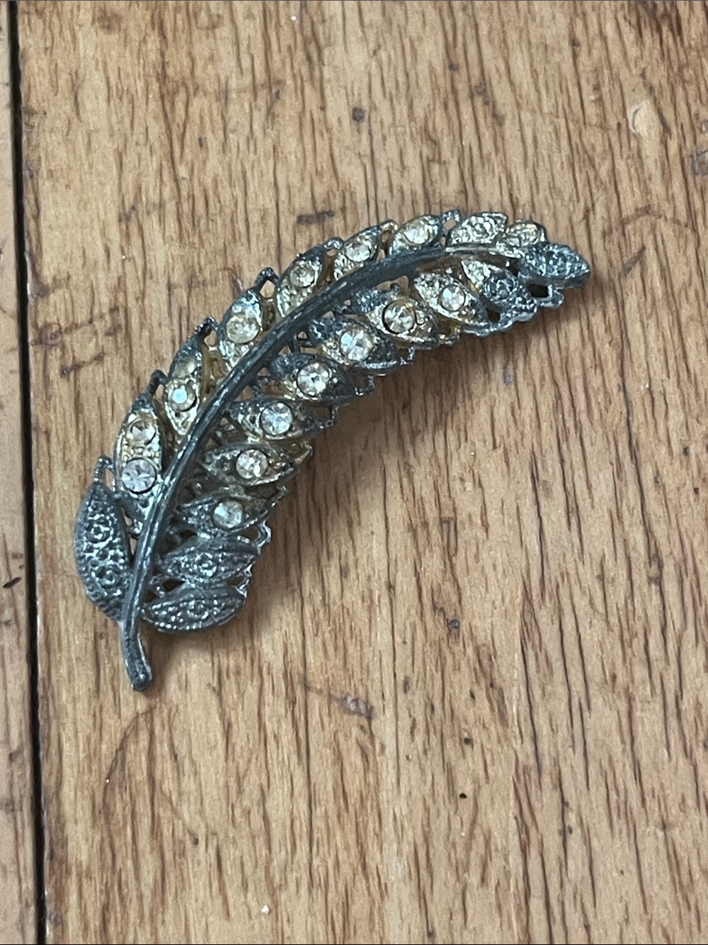 Vintage Rhinestone Feather Brooch - Silver Tone yellow stones